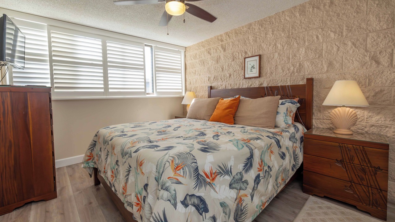 Photo of Bedroom in Maalaea