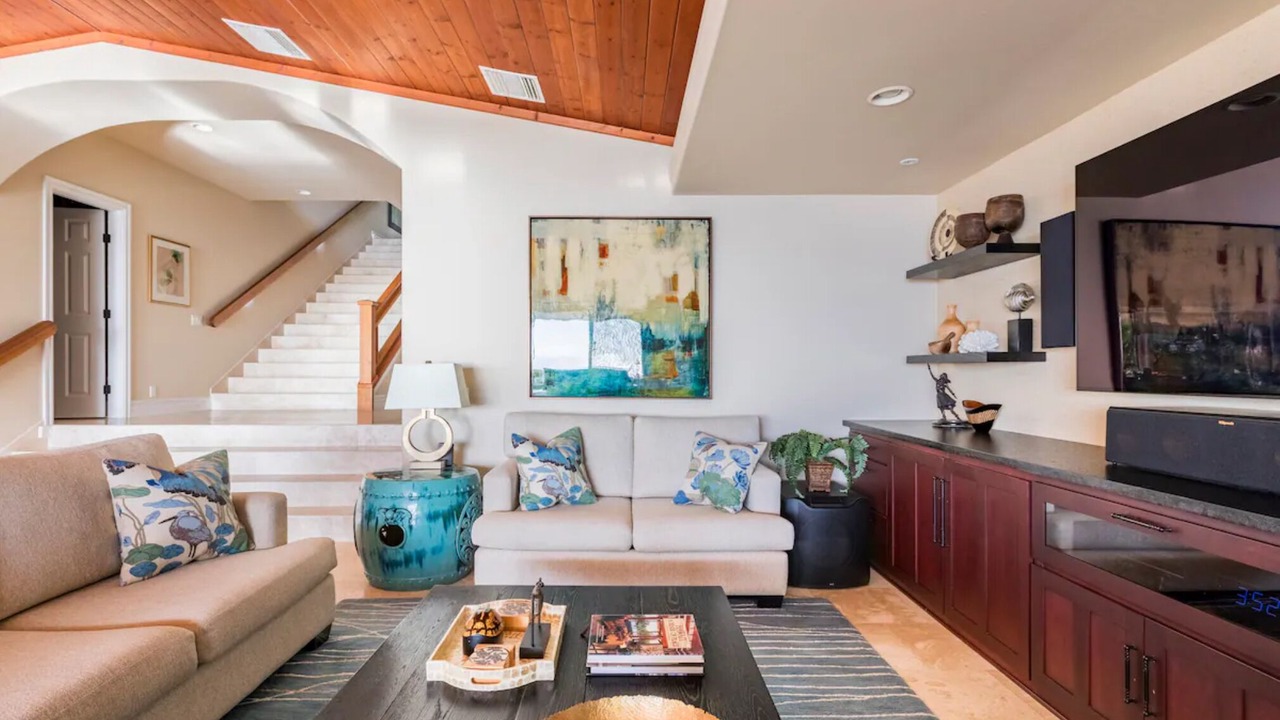 Photo of Livingroom in Kahaluu-Keauhou