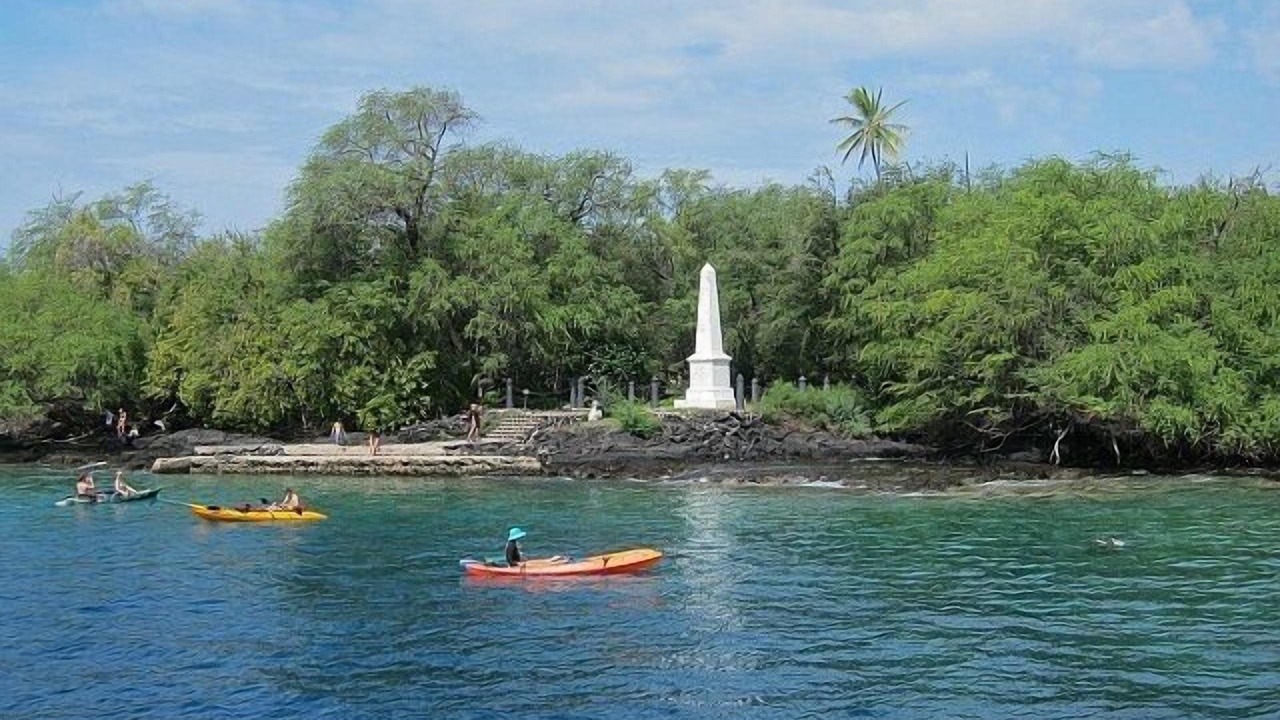 Photo of Others in Kahaluu Bay