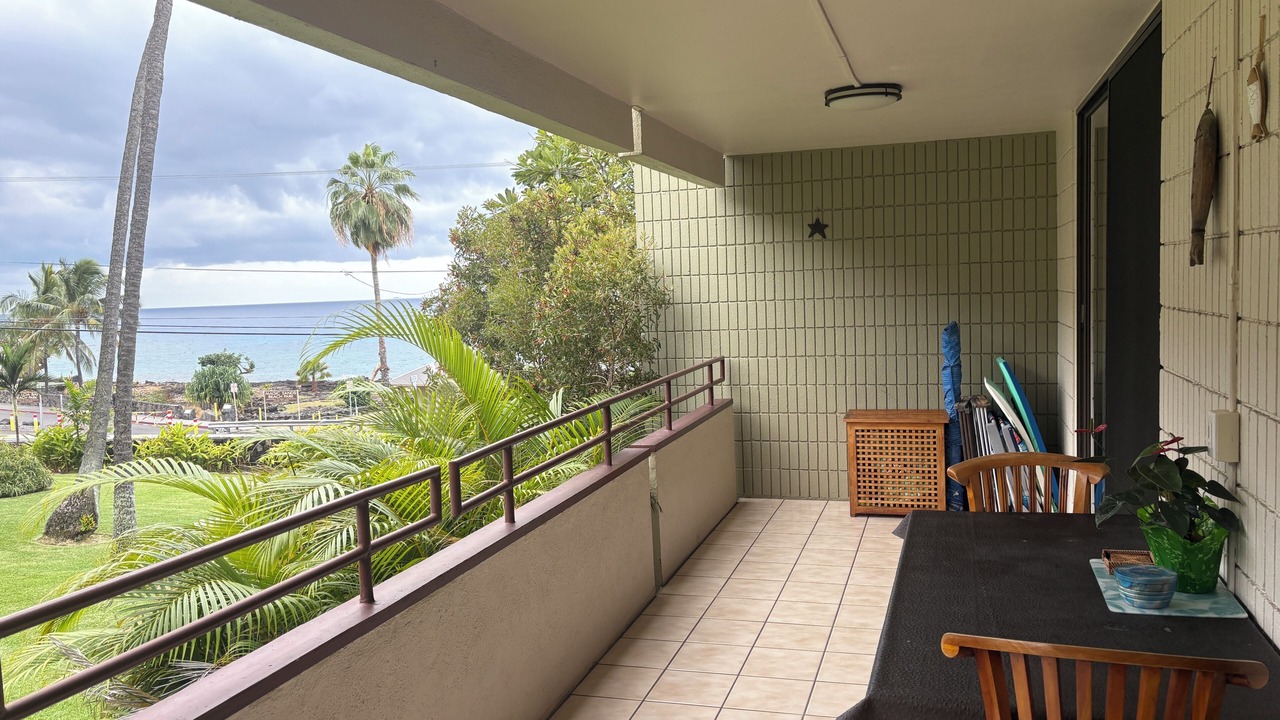 Photo of Outdoor in Kahaluu Bay