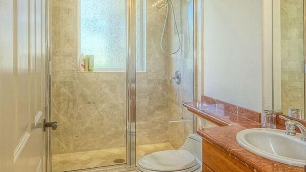 Photo of Bathroom in Kamuela