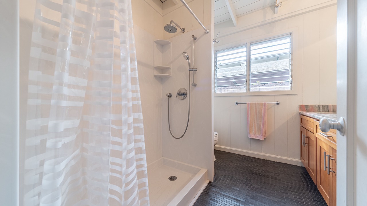 Photo of Bathroom in Kailua
