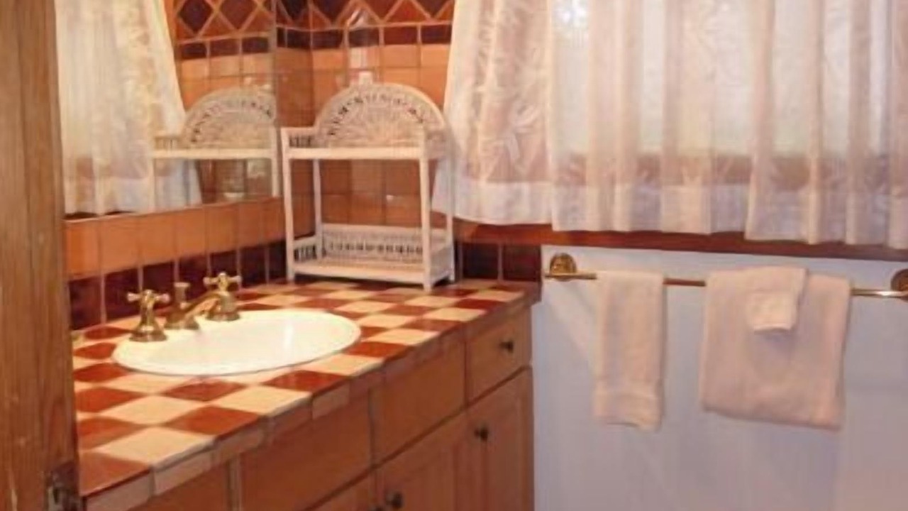 Photo of Bathroom in Pauwela