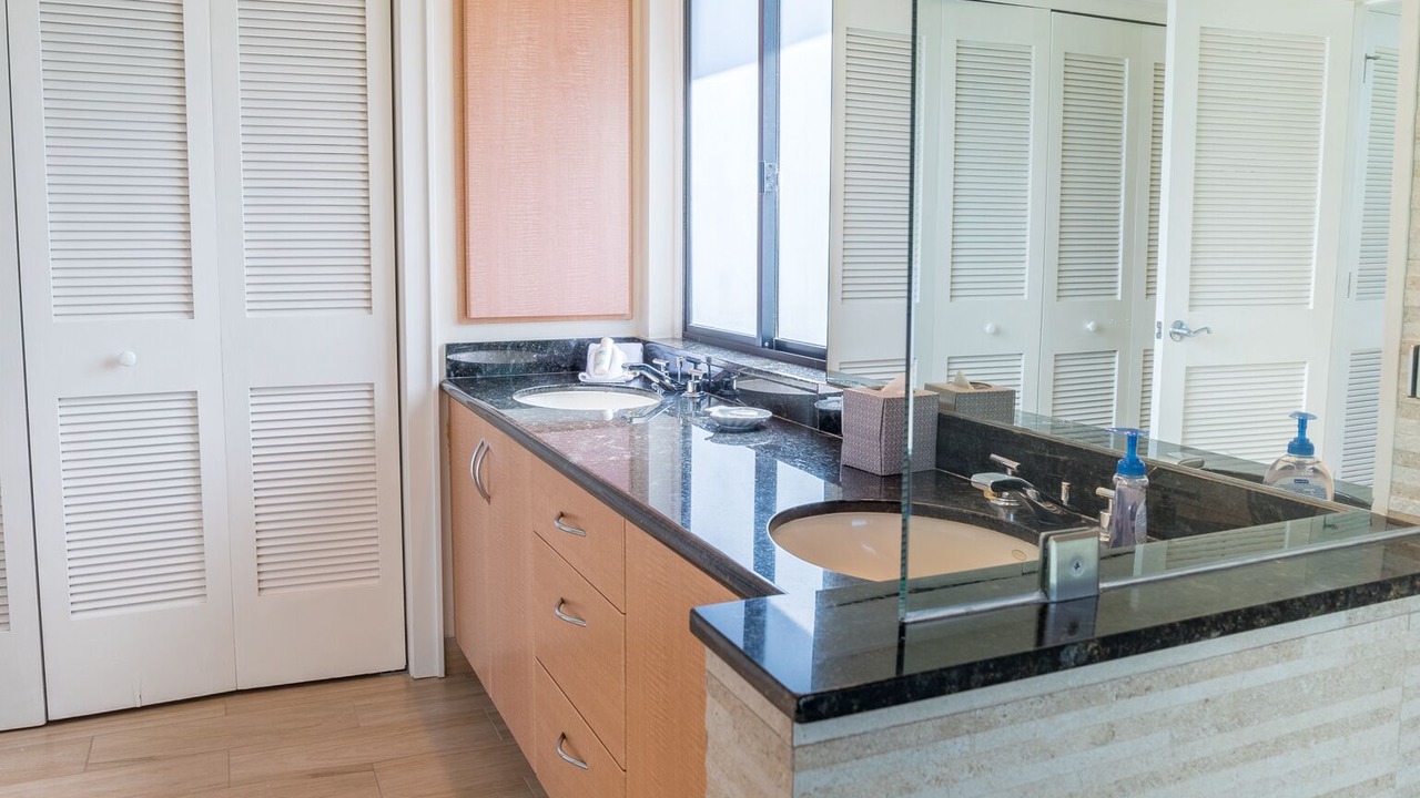 Photo of Bathroom in Napili