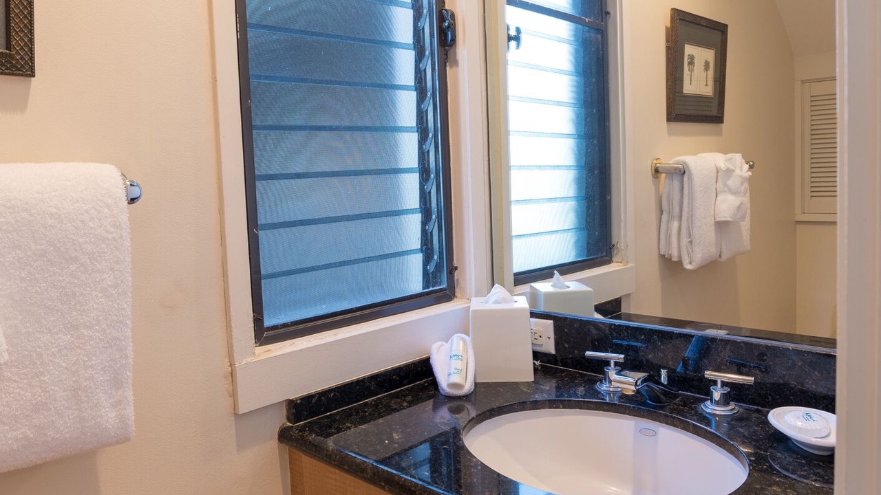 Photo of Bathroom in Napili