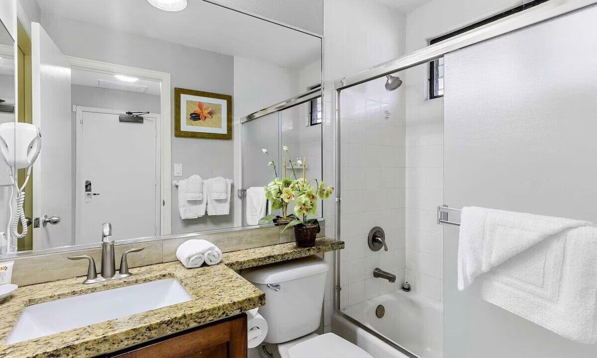 Photo of Bathroom in Napili