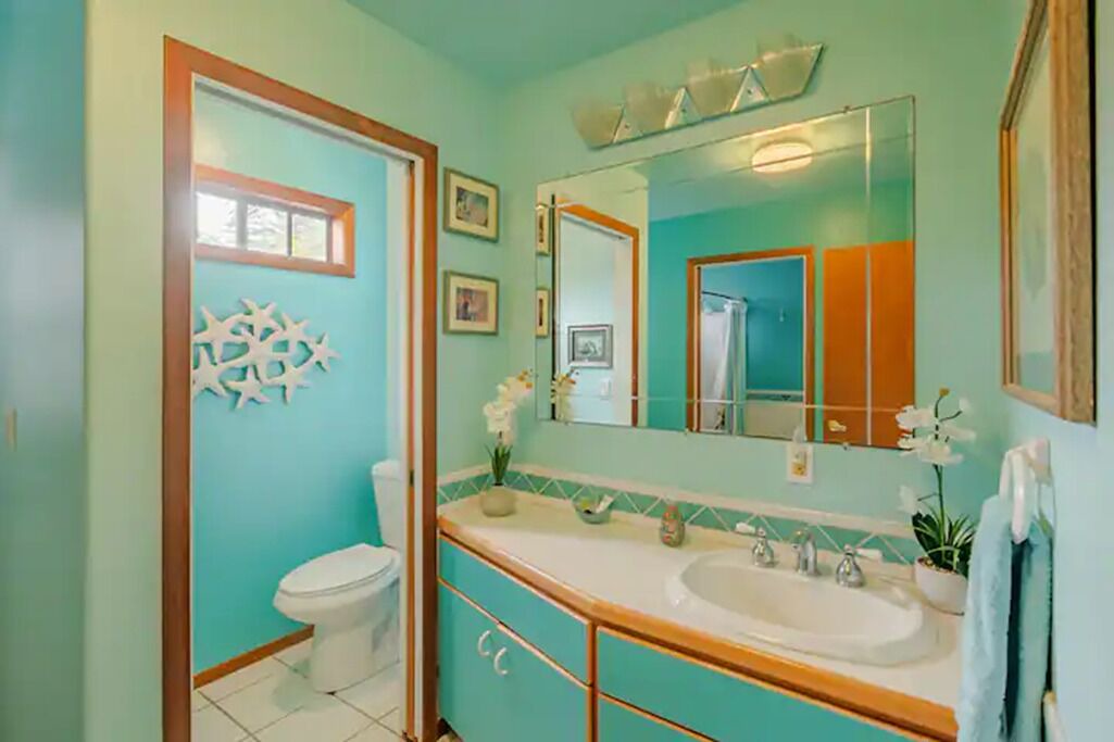 Photo of Bathroom in Kona Palisades