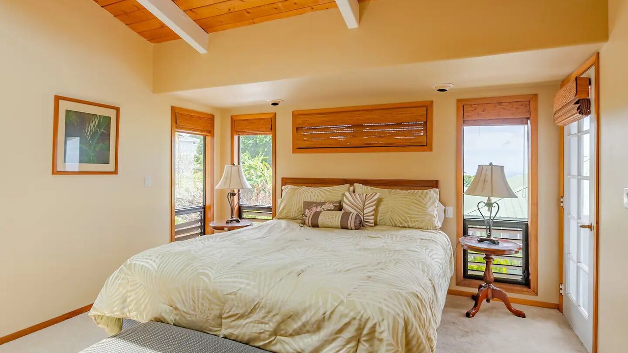 Photo of Bedroom in Kona Palisades