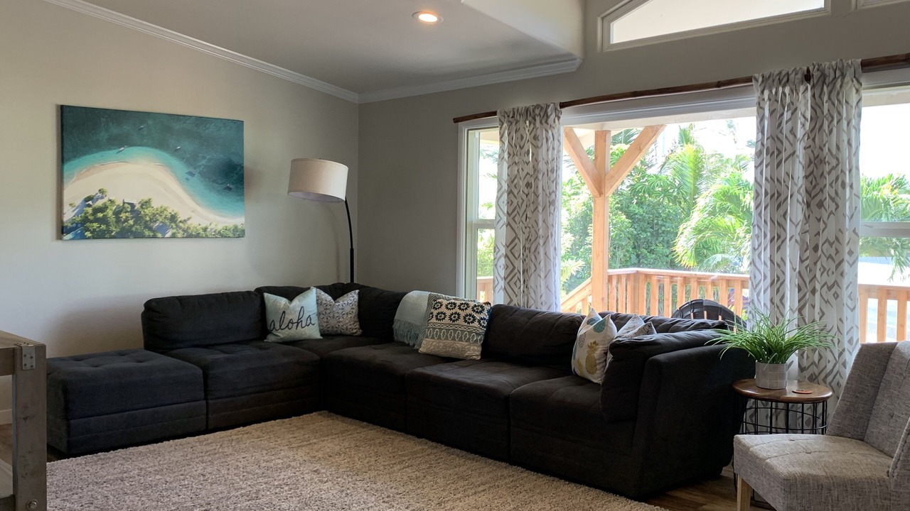 Photo of Livingroom in Laie