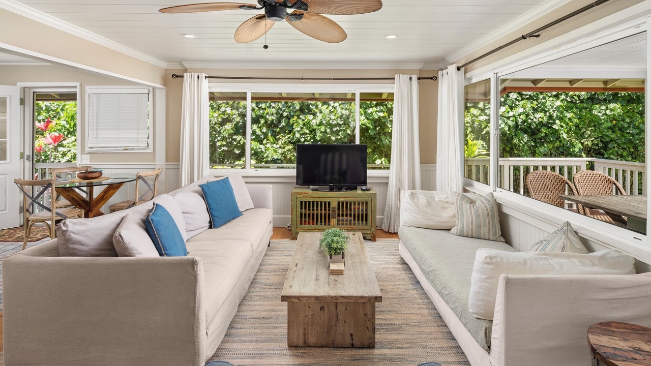 Photo of Livingroom in Pupukea