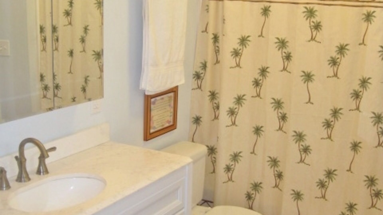 Photo of Bathroom in Waialee