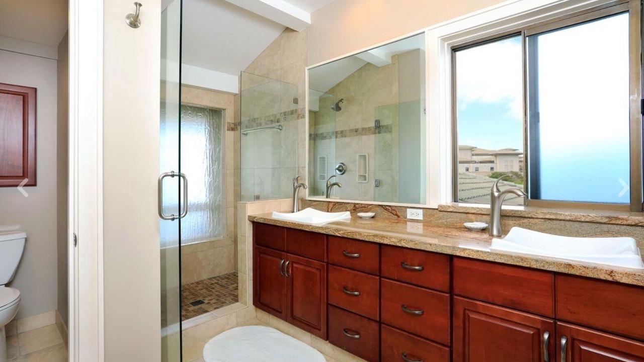 Photo of Bathroom in Napili