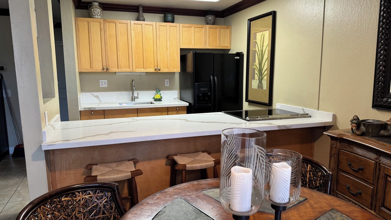 Photo of Kitchen in Makaha Valley