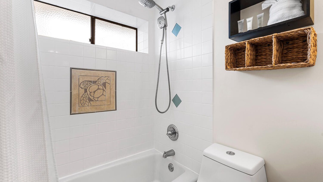 Photo of Bathroom in Historic Kailua Village