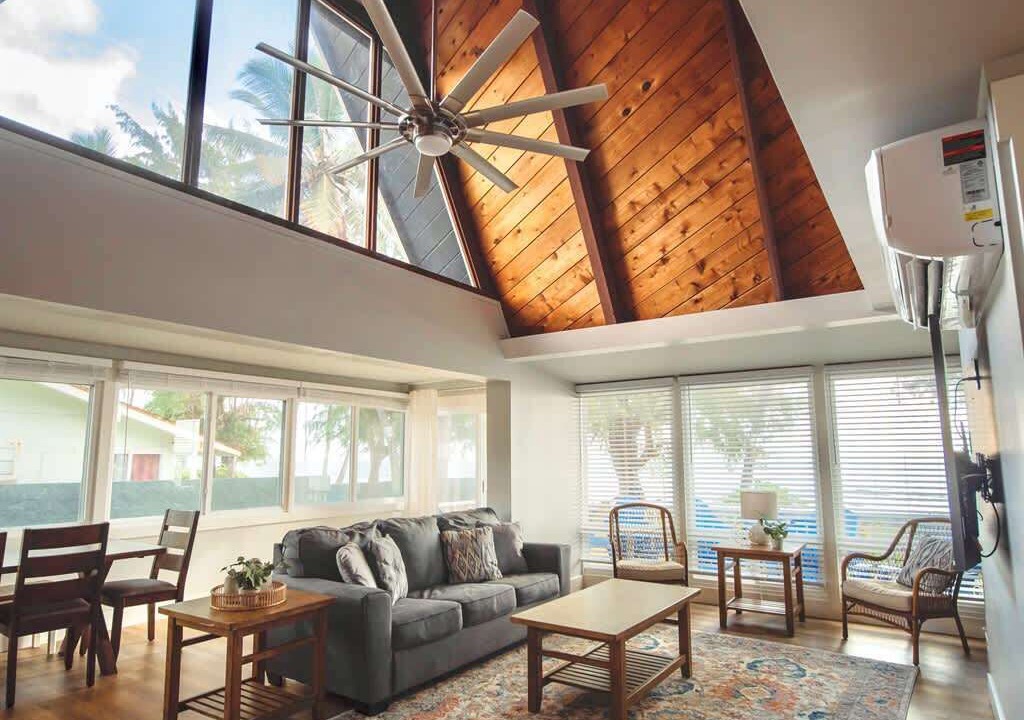 Photo of Livingroom in Punaluu