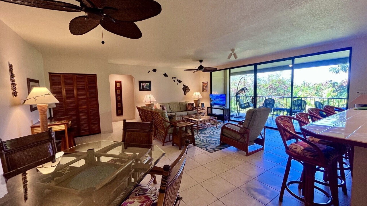 Photo of Bedroom in Kahaluu Bay