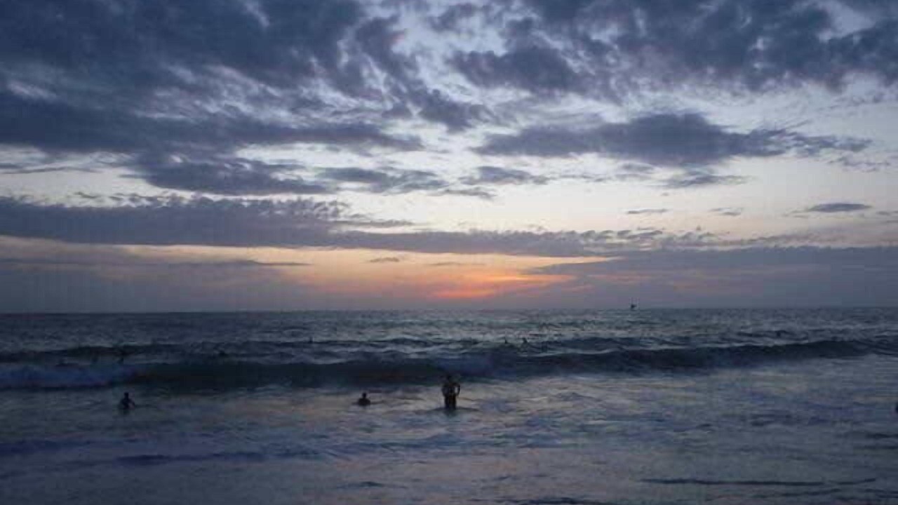 Photo of Others in Kahaluu Bay