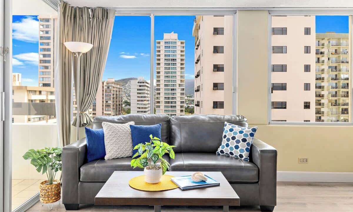 Photo of Bedroom in Waikiki