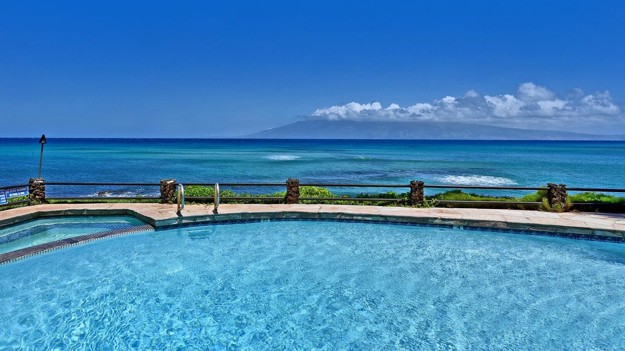 Photo of Others in Kahana