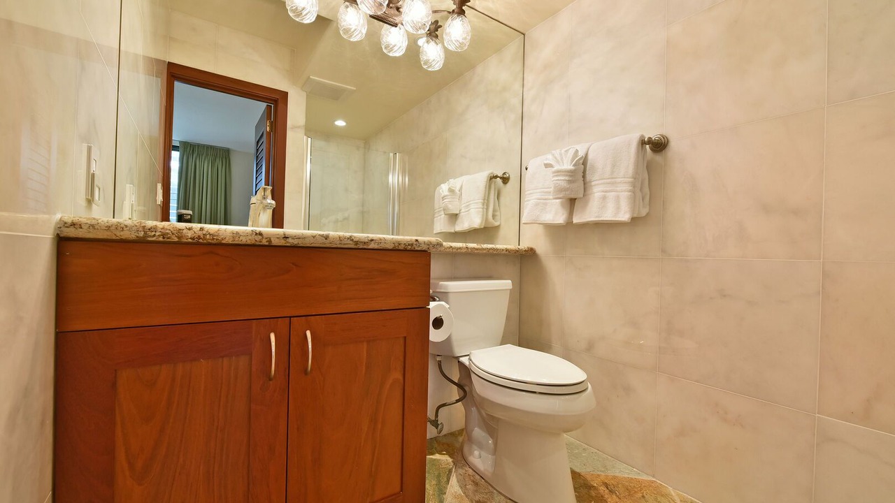 Photo of Bathroom in Kahana