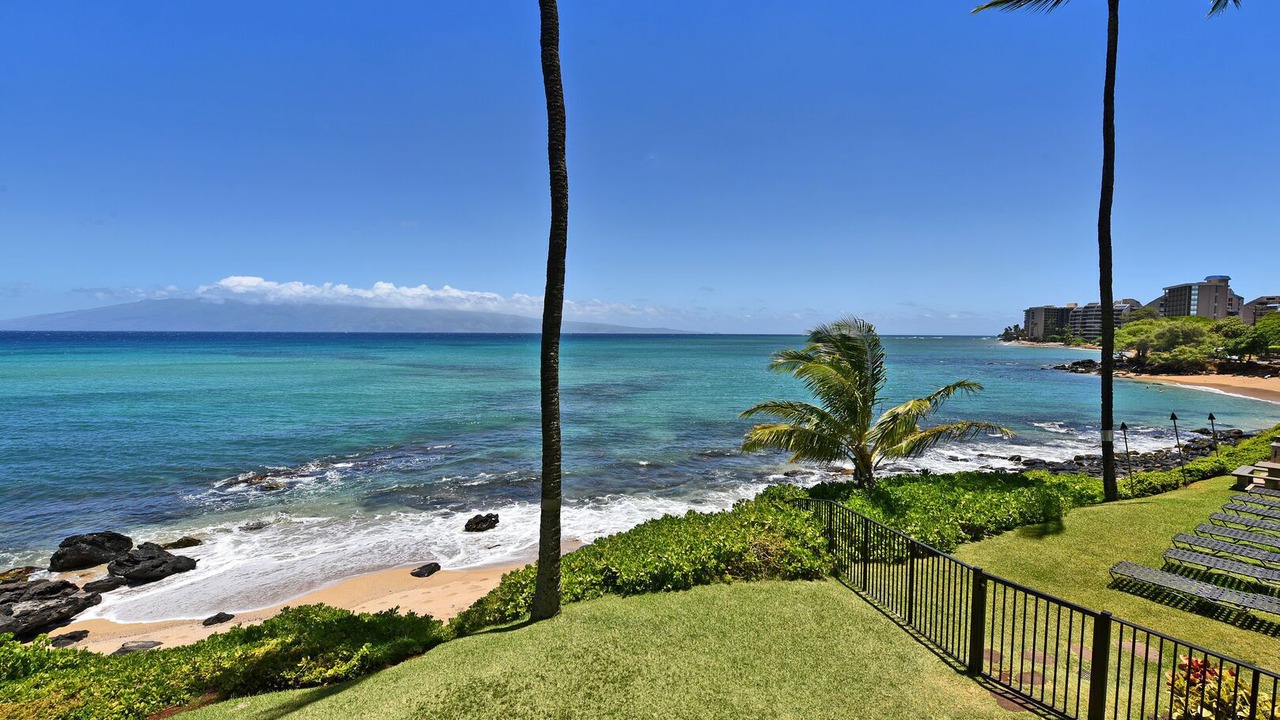 Photo of Others in Kahana