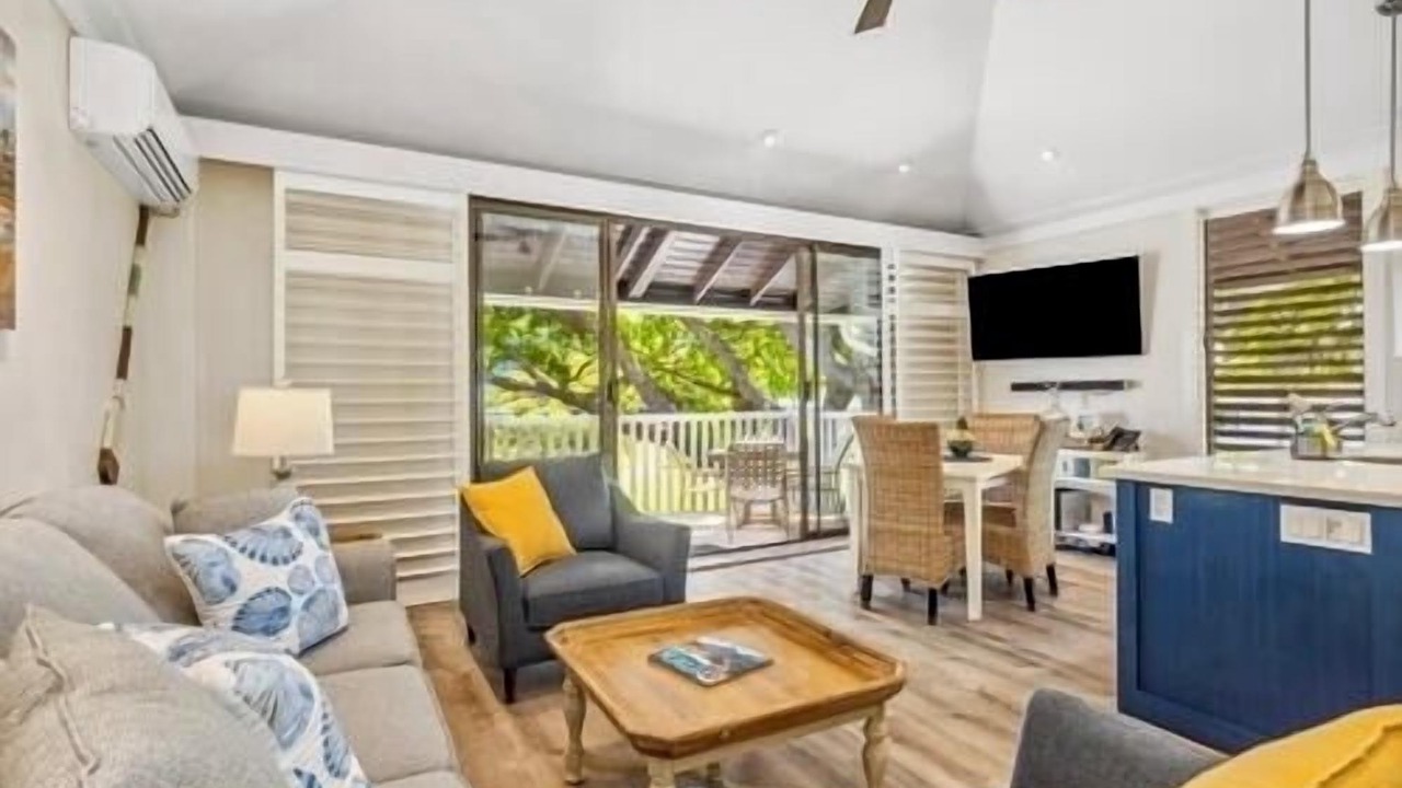 Photo of Livingroom in Poipu