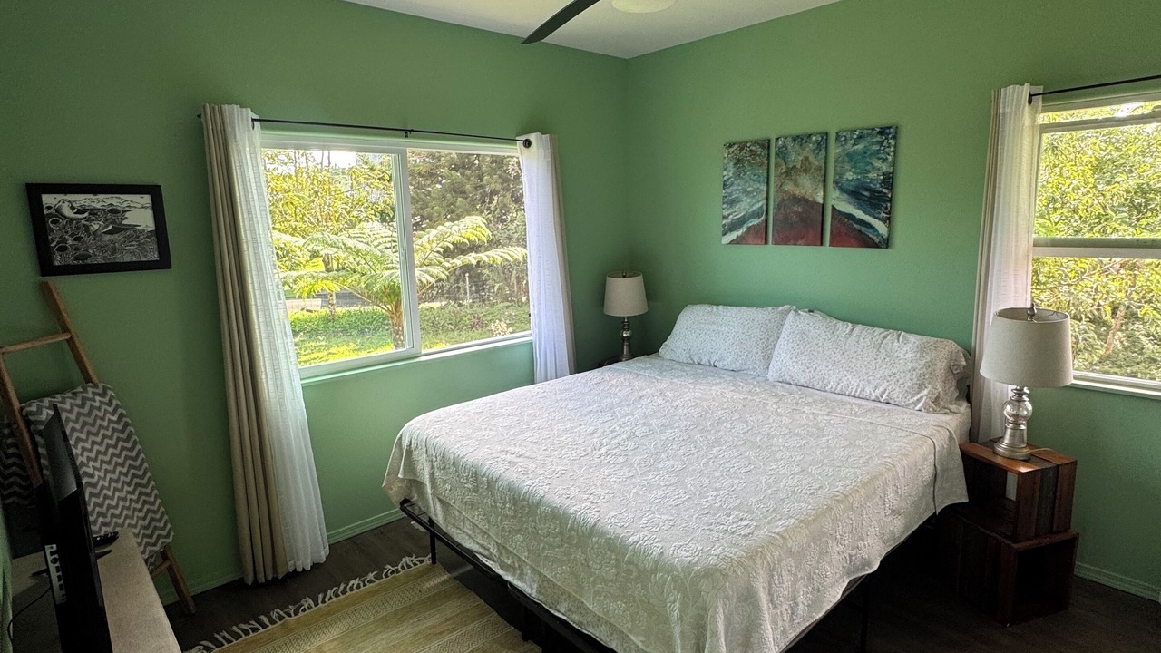 Photo of Bedroom in Keaau
