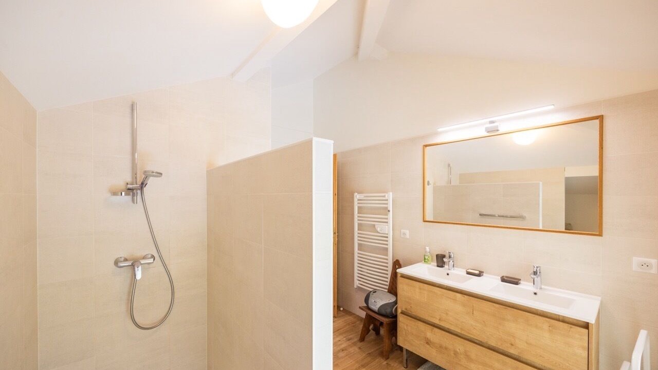 Photo of Bathroom in Talloires-Montmin