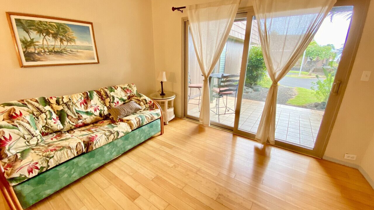 Photo of Livingroom in Punaluu