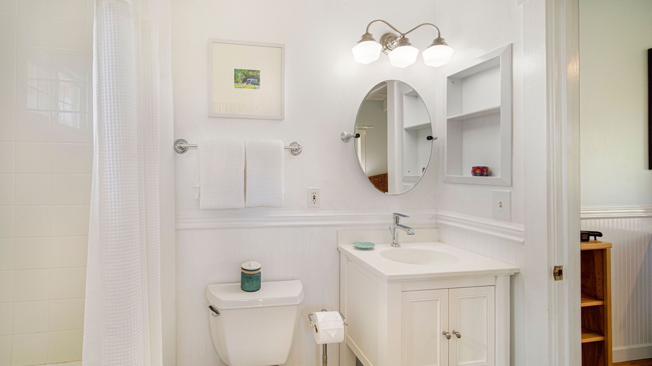 Photo of Bathroom in Hanalei