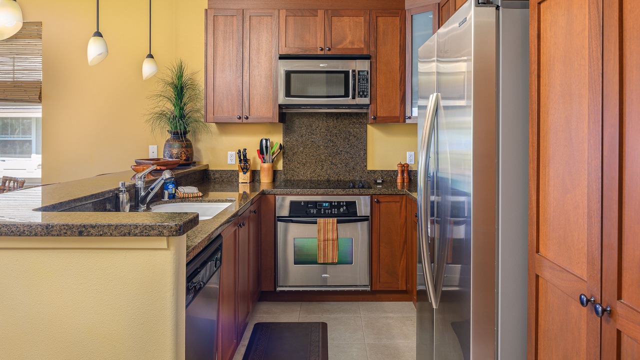 Photo of Kitchen in Waikoloa