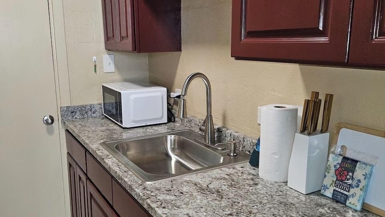 Photo of Kitchen in Keaukaha