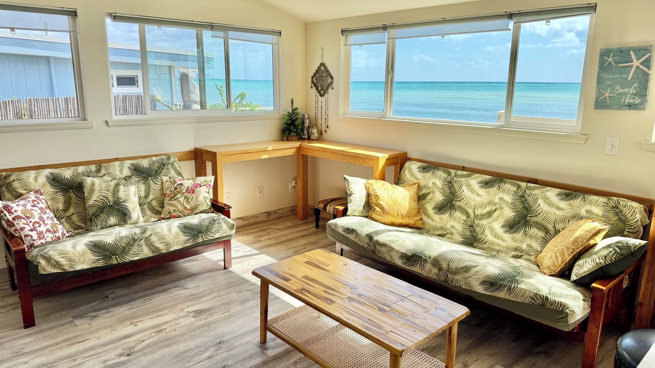 Photo of Livingroom in Ewa