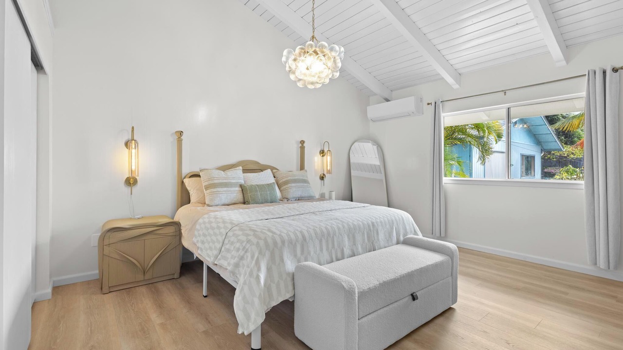 Photo of Bedroom in Kona Palisades