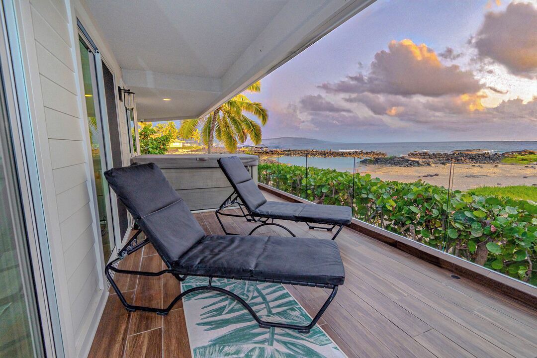 Photo of Patio Balcony in Historic Kailua Village