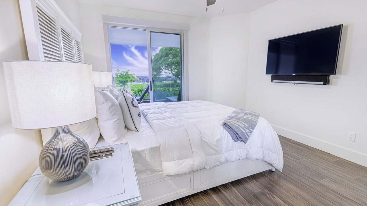 Photo of Bedroom in Historic Kailua Village