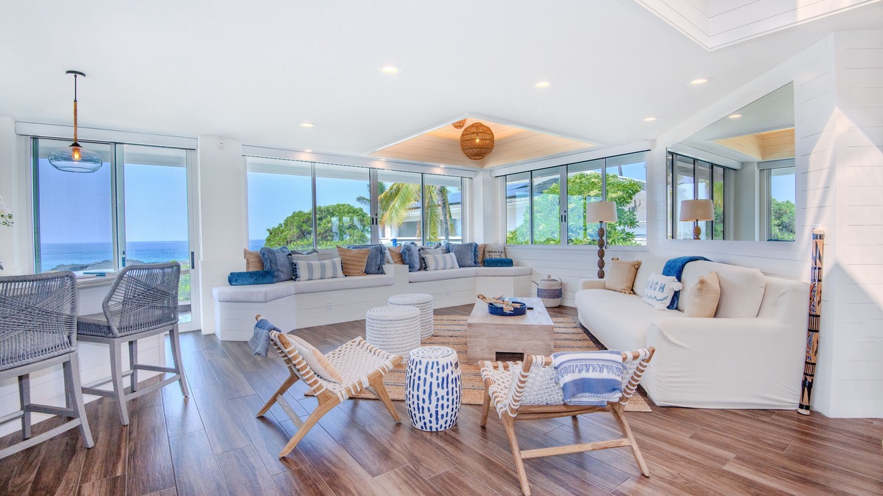 Photo of Livingroom in Historic Kailua Village