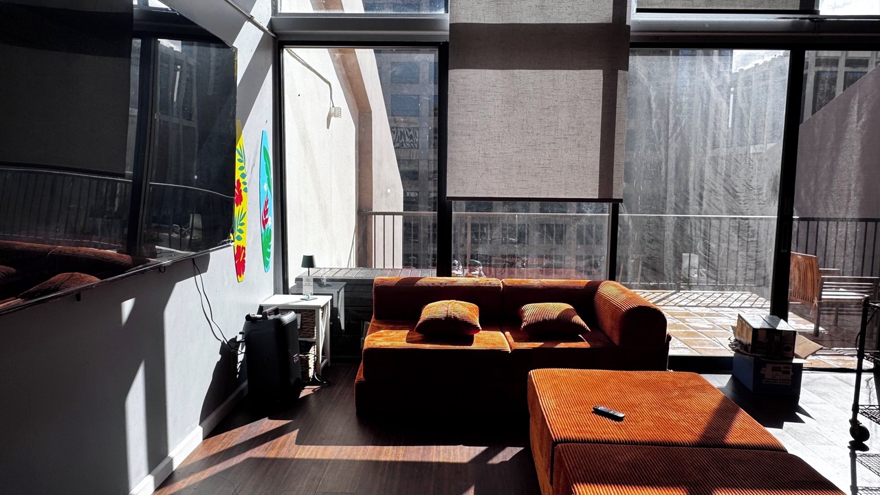 Photo of Livingroom in Downtown Honolulu