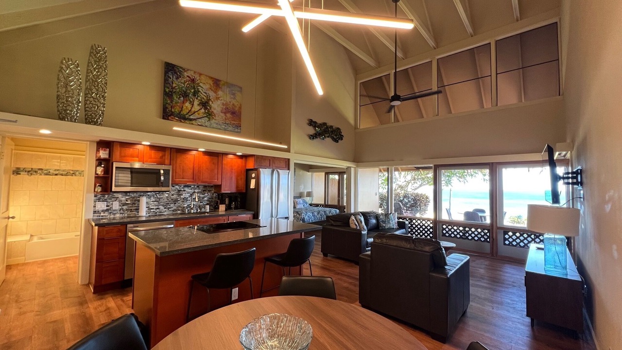 Photo of Kitchen in Maunaloa