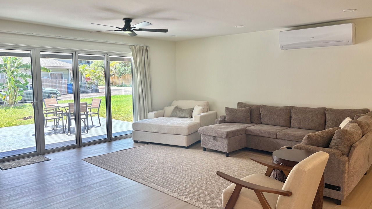 Photo of Livingroom in Waialee