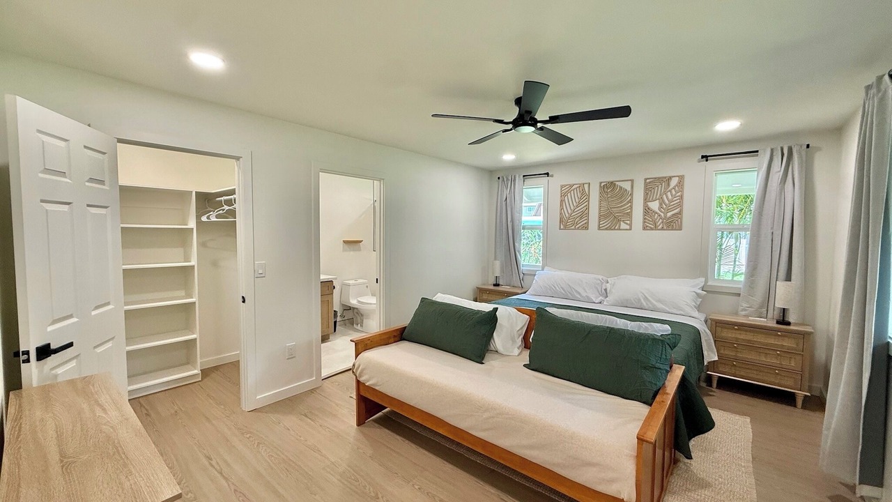 Photo of Bedroom in Waialee