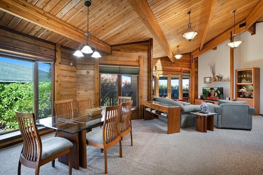 Photo of Livingroom in Waikoloa
