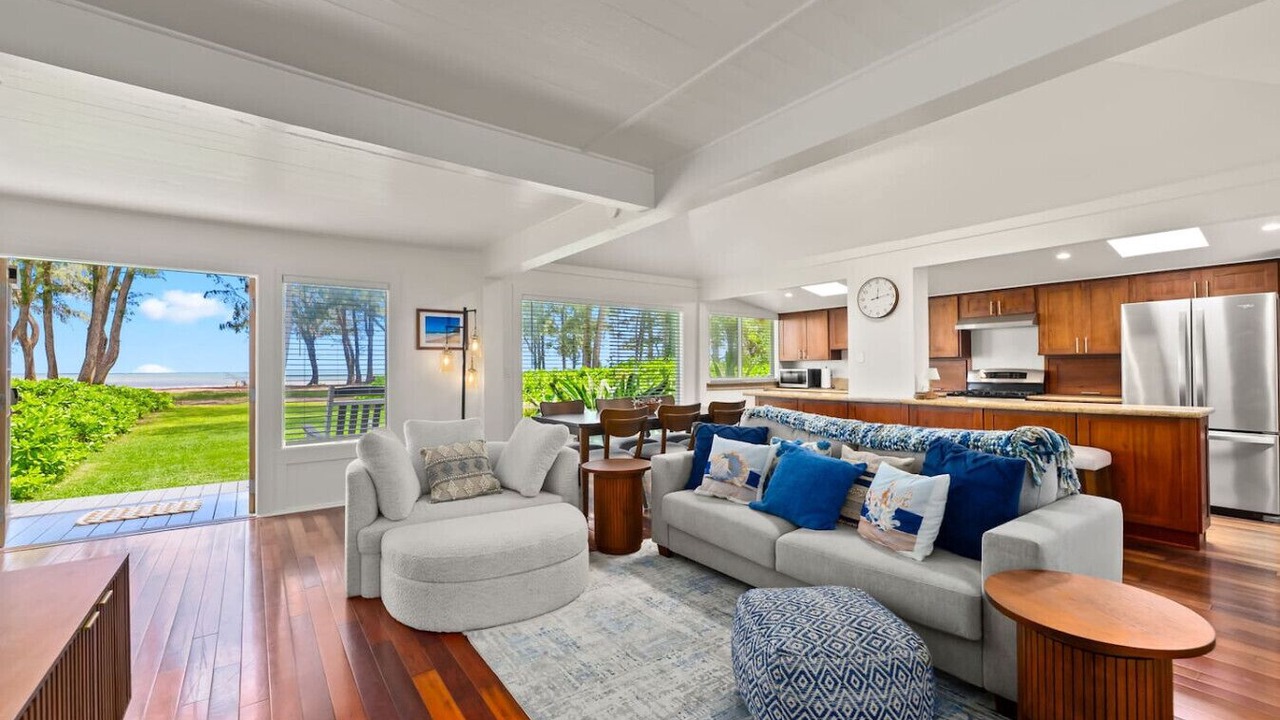 Photo of Livingroom in Waimanalo