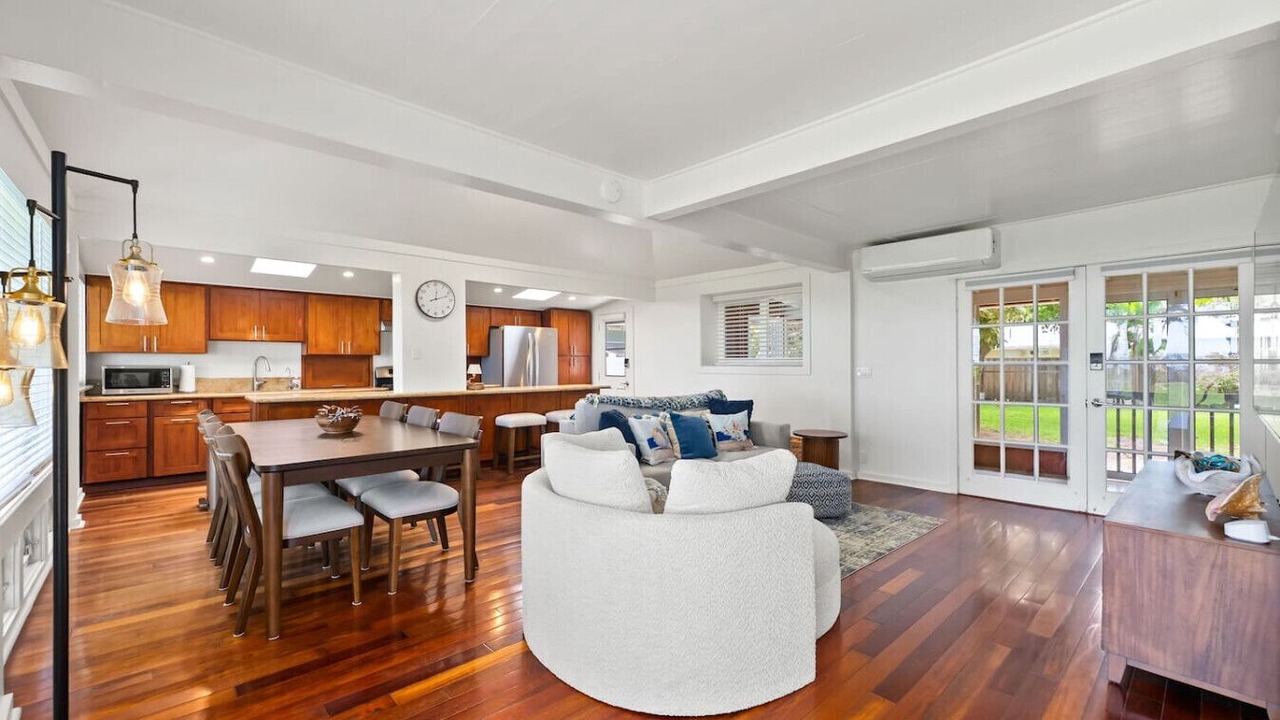Photo of Livingroom in Waimanalo