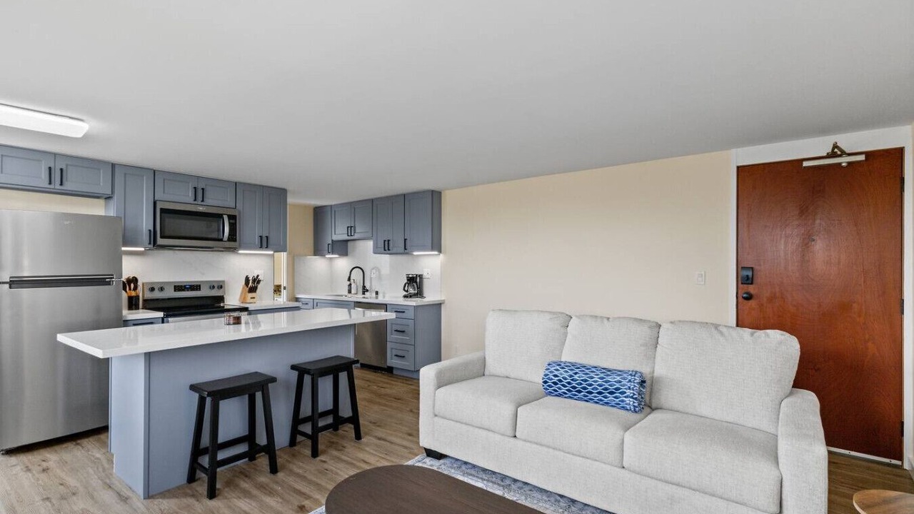 Photo of Livingroom in Pearl City