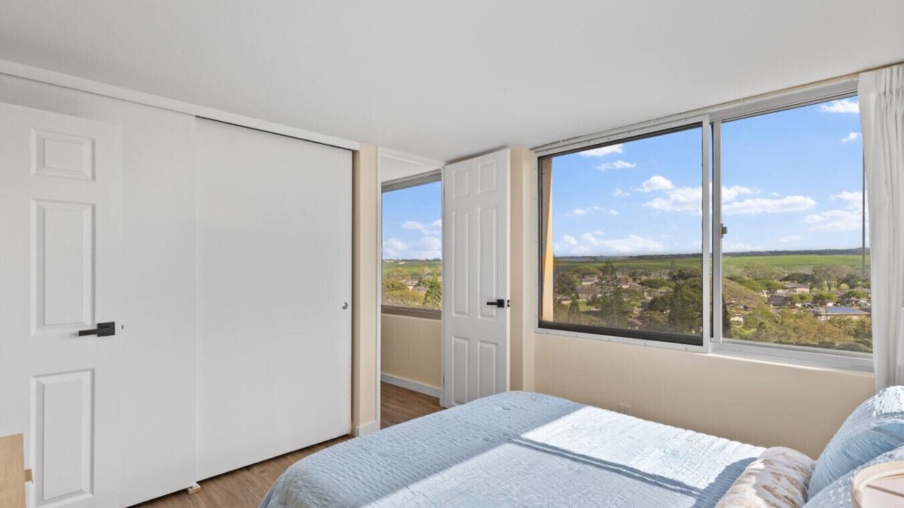 Photo of Bedroom in Pearl City