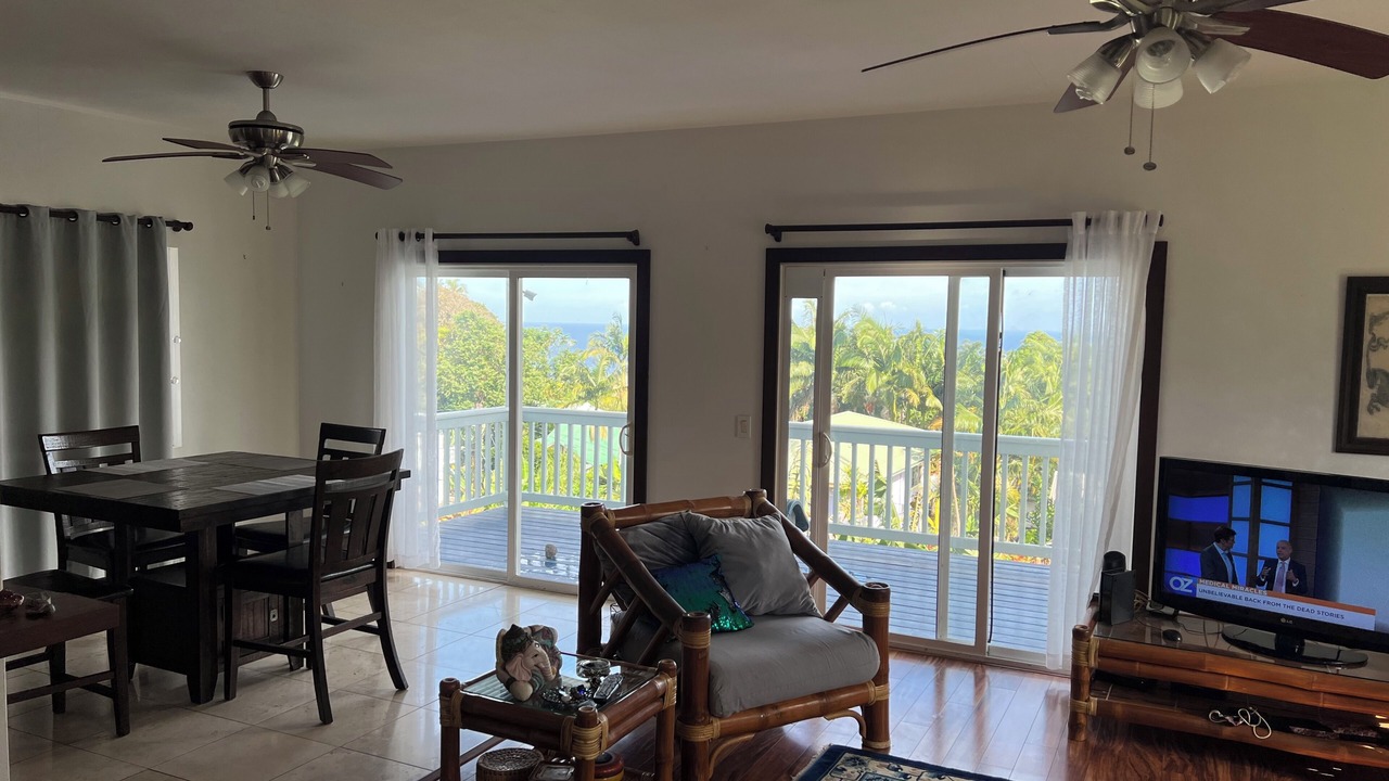 Photo of Livingroom in Honokaa
