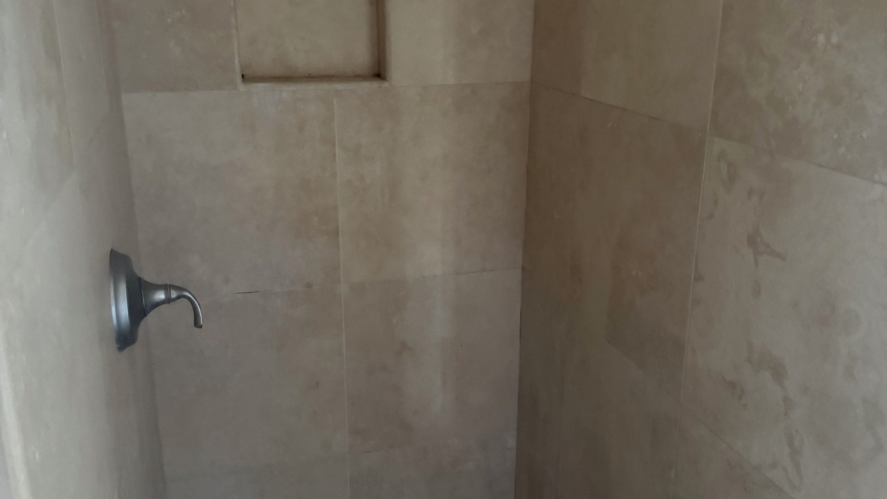 Photo of Bathroom in Honokaa