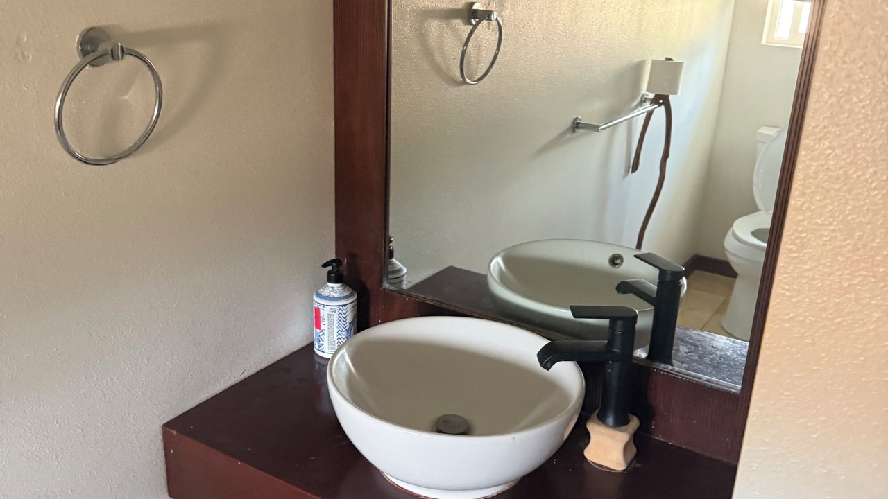 Photo of Bathroom in Honokaa
