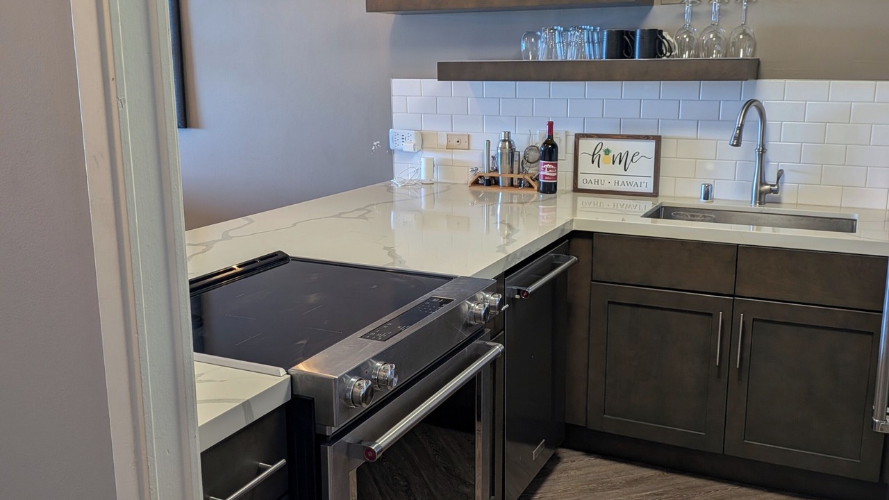Photo of Kitchen in Waikiki
